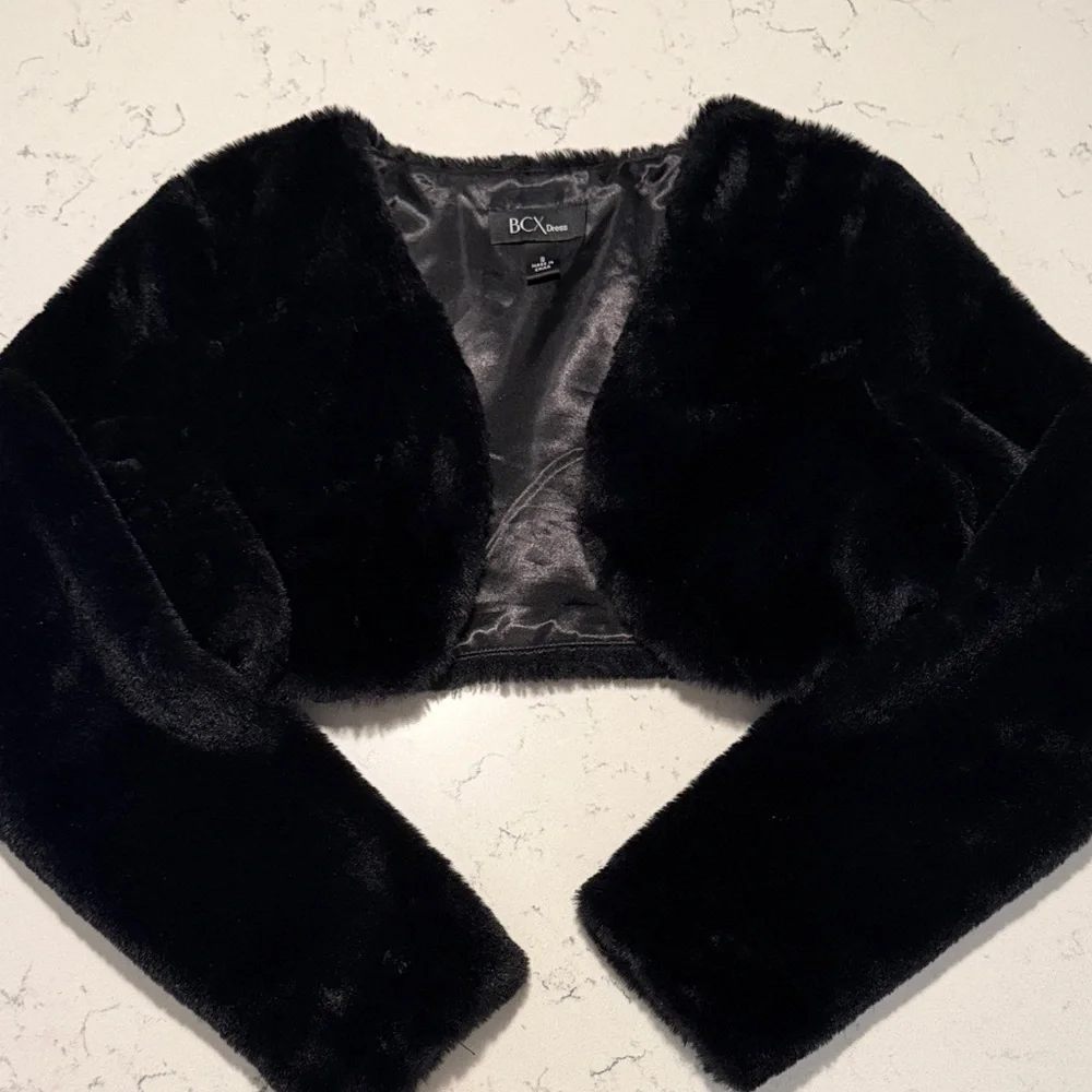 BCX Women's Black Faux Fur Bolero - Picture 1 of 5